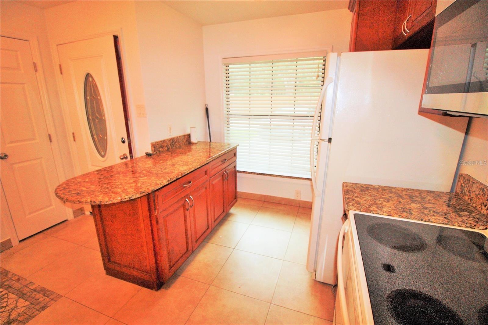 Image 4 of 20 For 2707 Mayer Street