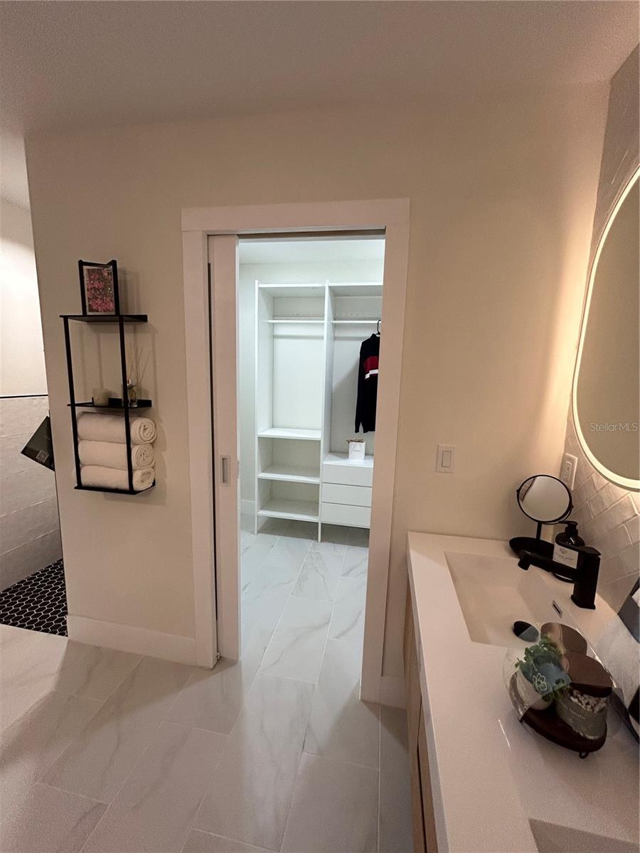 Image 28 of 58 For 4412 Trilby Avenue