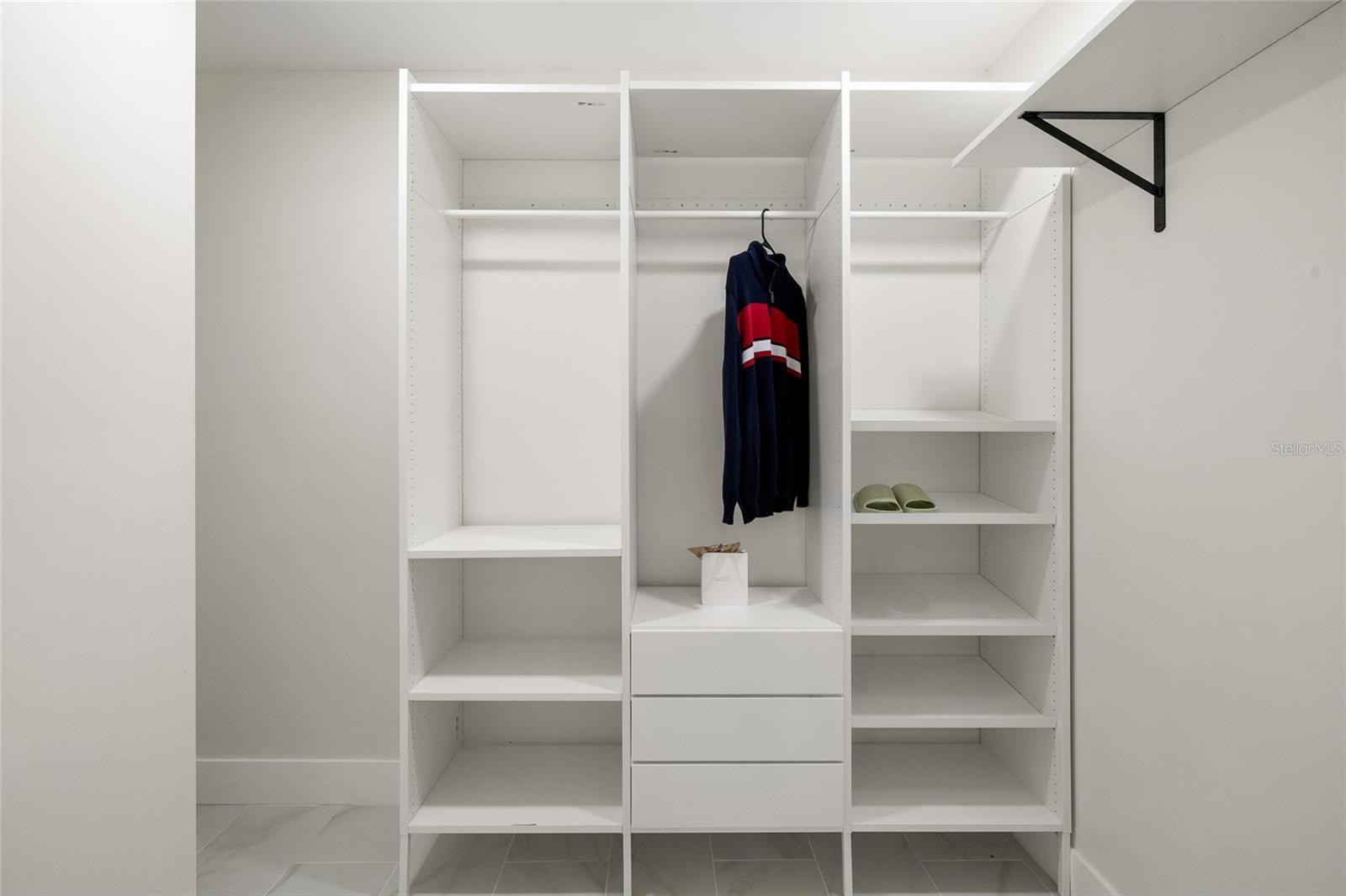 Image 29 of 58 For 4412 Trilby Avenue