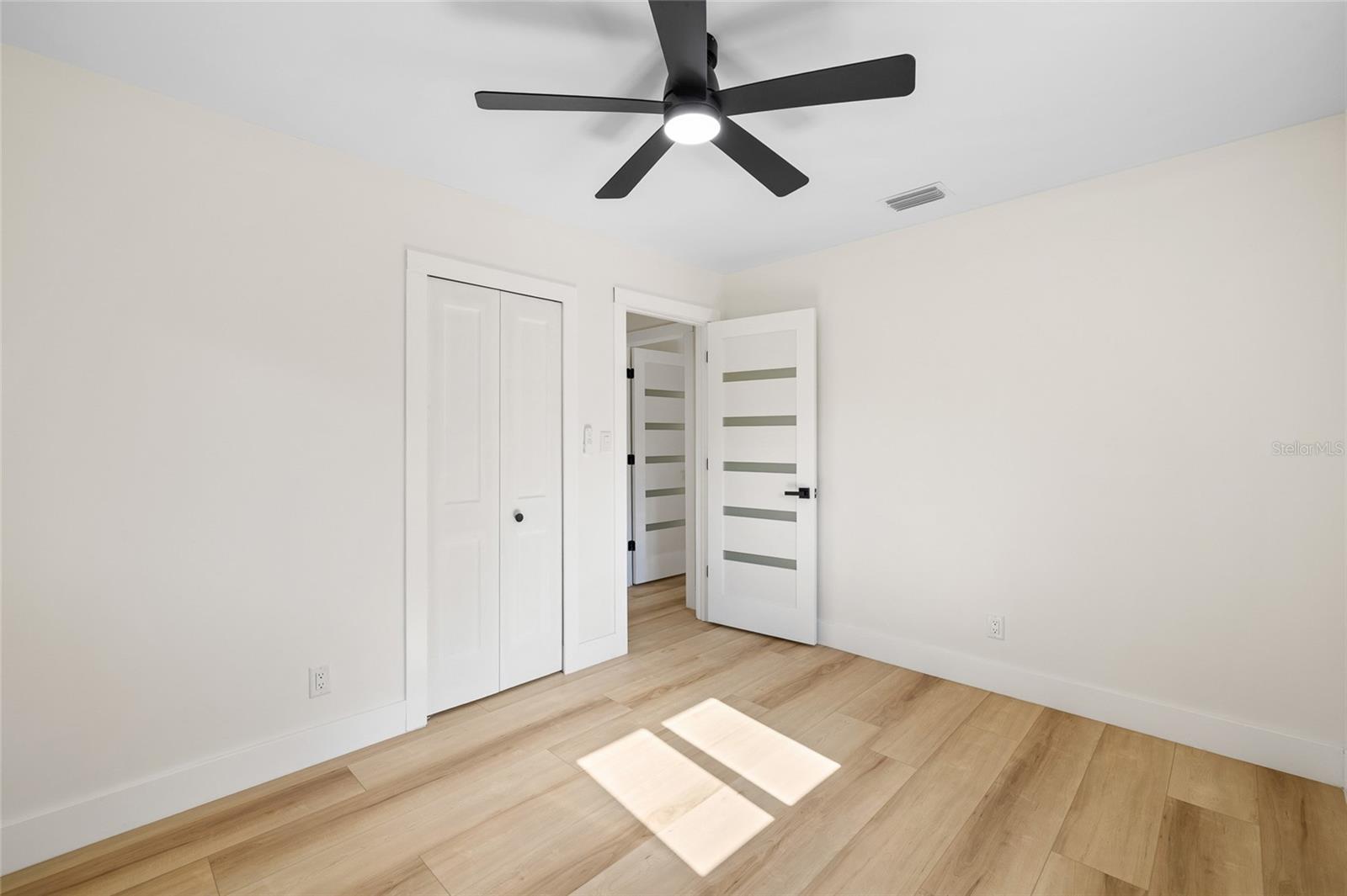 Image 34 of 58 For 4412 Trilby Avenue