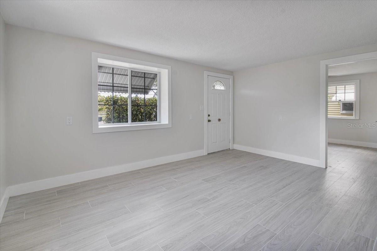 Image 16 of 42 For 2728 58th Street S