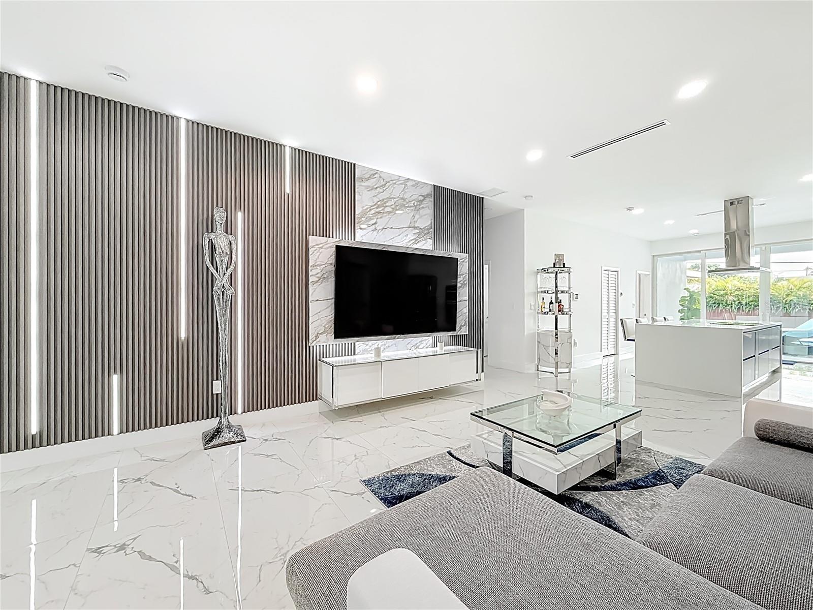 Image 10 of 57 For 2356 11th Street