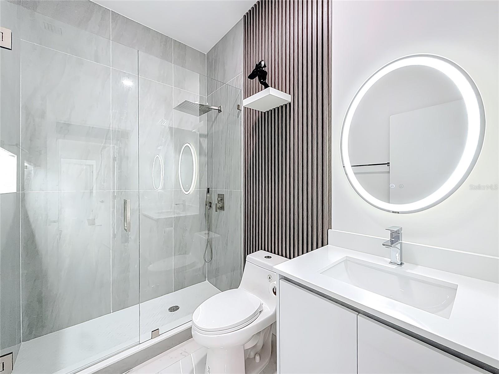 Image 22 of 57 For 2356 11th Street