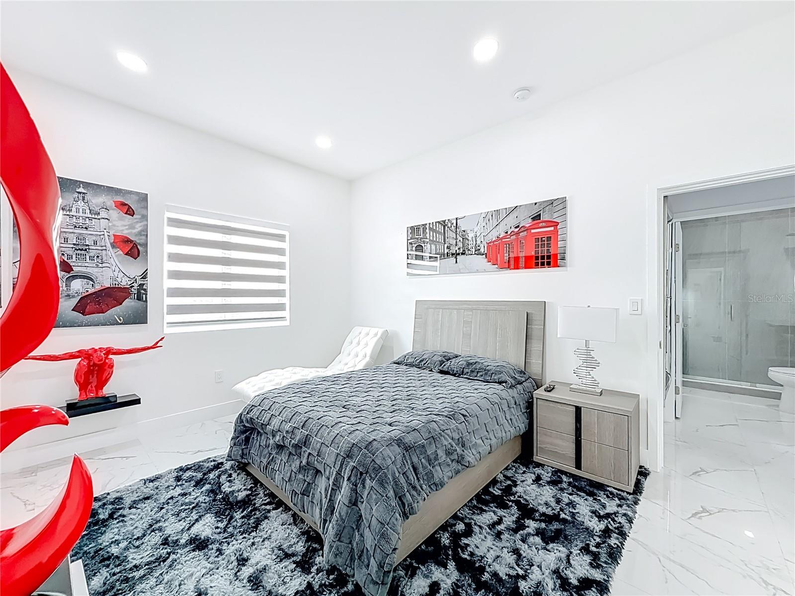 Image 24 of 57 For 2356 11th Street