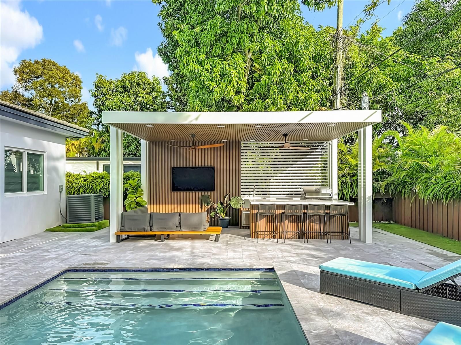 Image 46 of 57 For 2356 11th Street