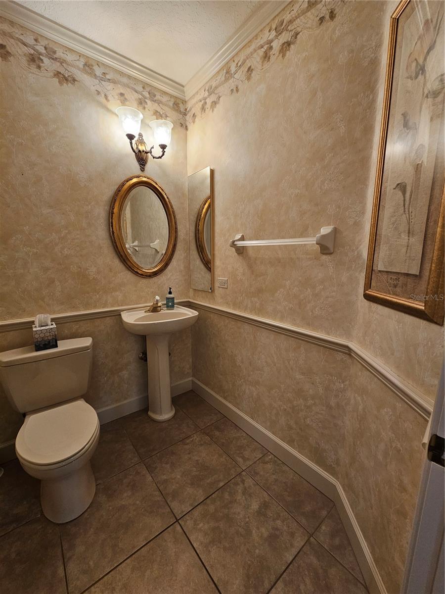 Image 21 of 42 For 3631 Square West Lane 1