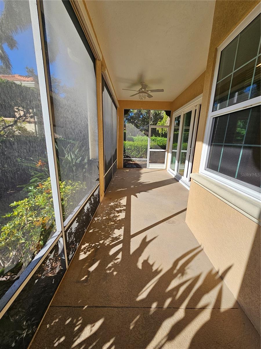 Image 22 of 42 For 3631 Square West Lane 1