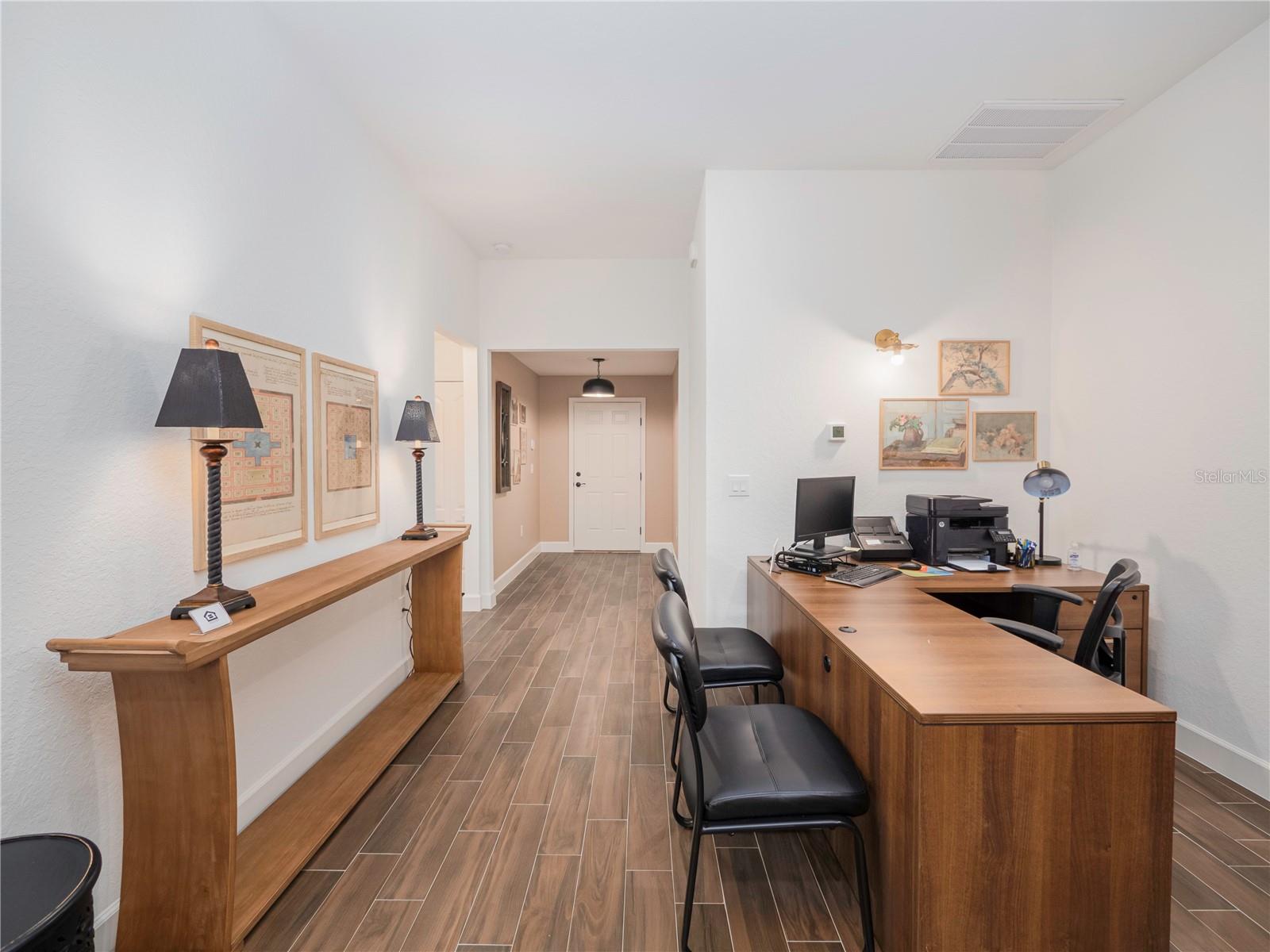 Image 10 of 18 For 1809 Thompson Preserve Boulevard