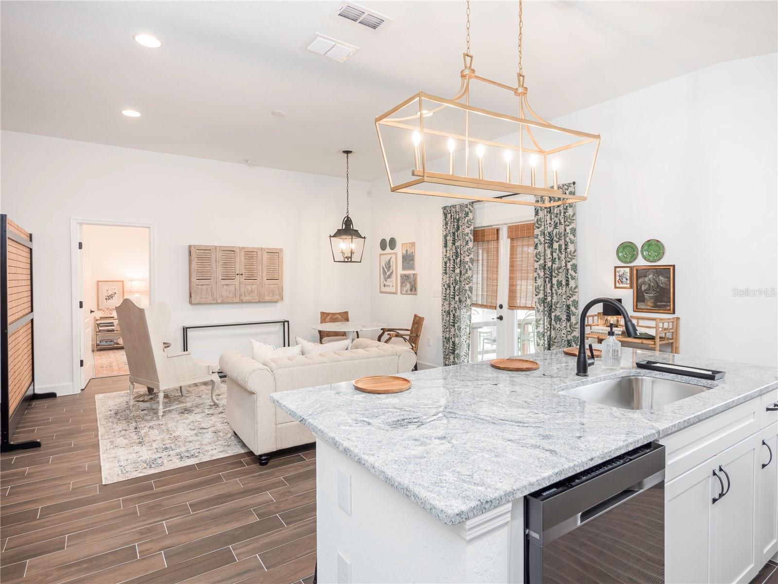 Image 7 of 18 For 1809 Thompson Preserve Boulevard