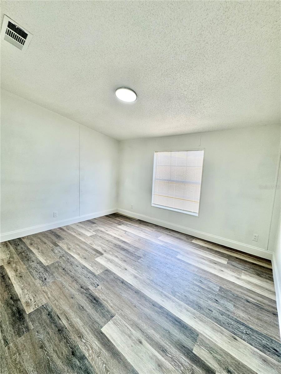 Image 22 of 27 For 14127 62nd Court