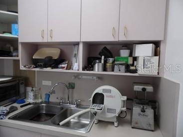 Image 18 of 29 For 2921 Orlando Drive 146