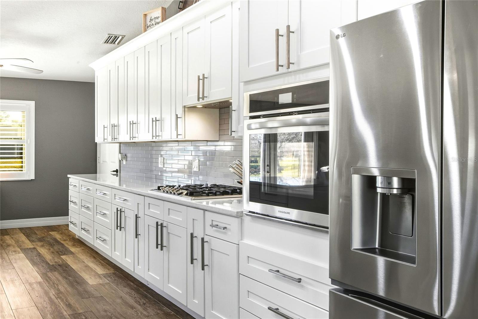 Image 11 of 43 For 533 Seven Oaks