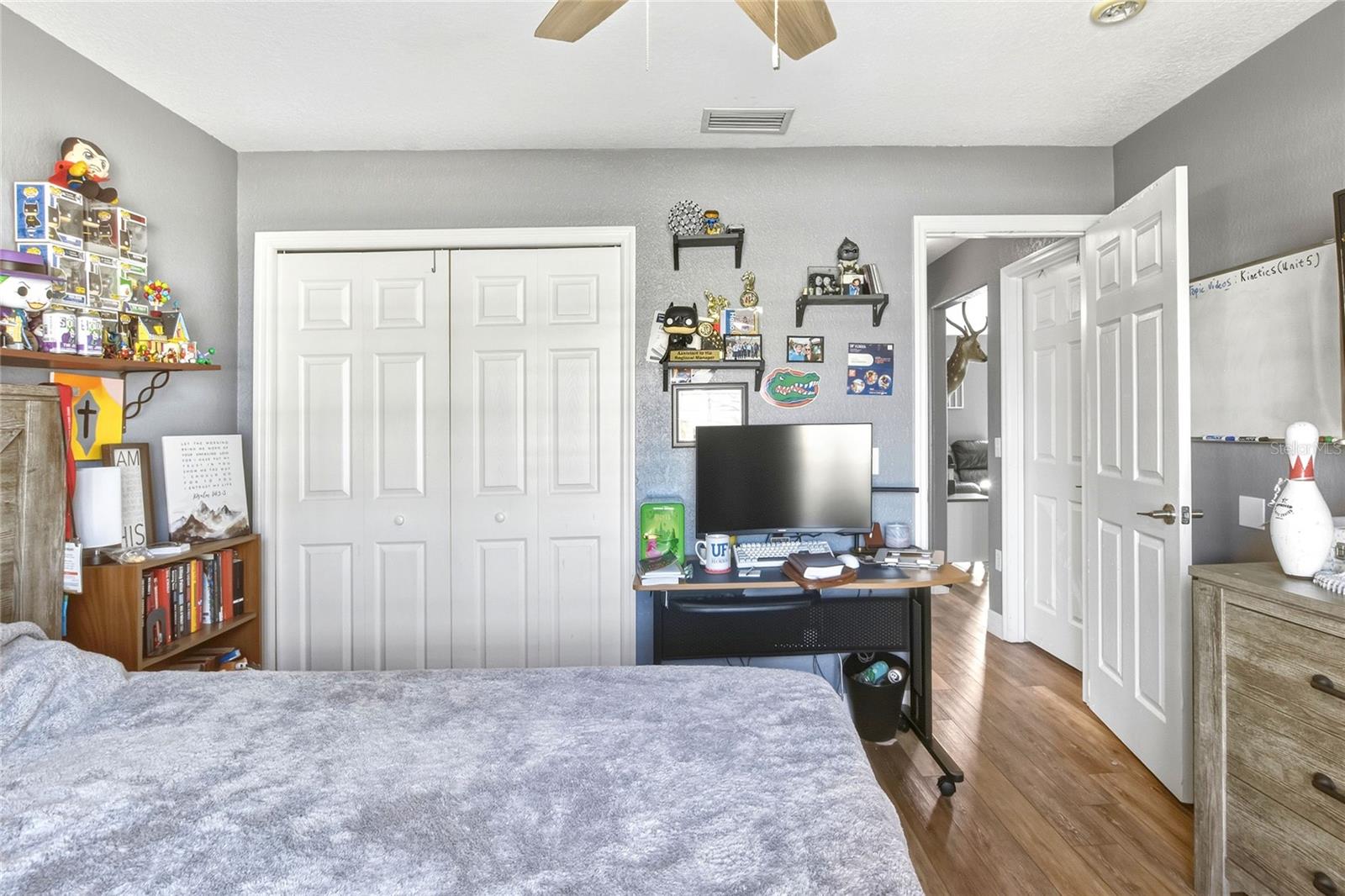 Image 28 of 43 For 533 Seven Oaks