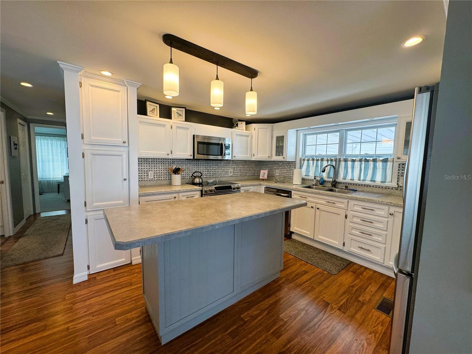 Image 16 of 37 For 117 Dogwood Trail