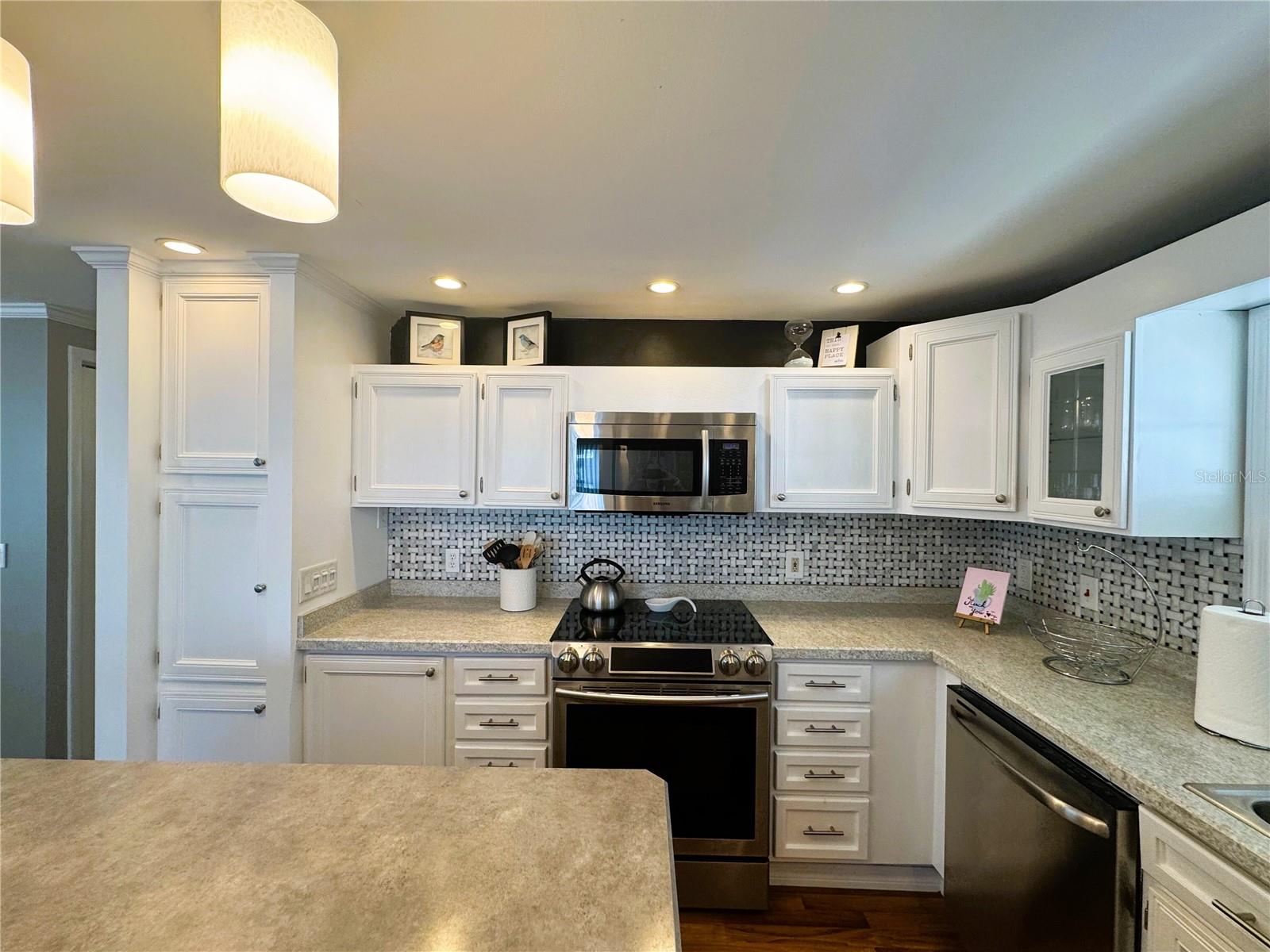 Image 17 of 37 For 117 Dogwood Trail