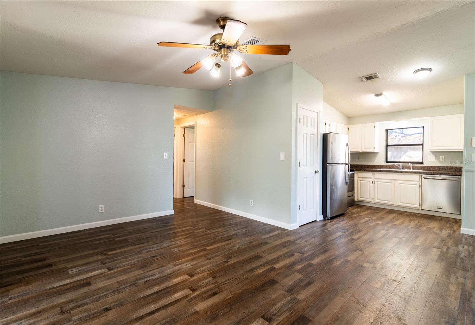 Image 10 of 40 For 4680 44th Court