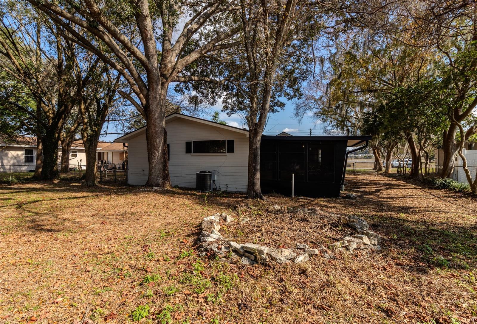 Image 29 of 40 For 4680 44th Court