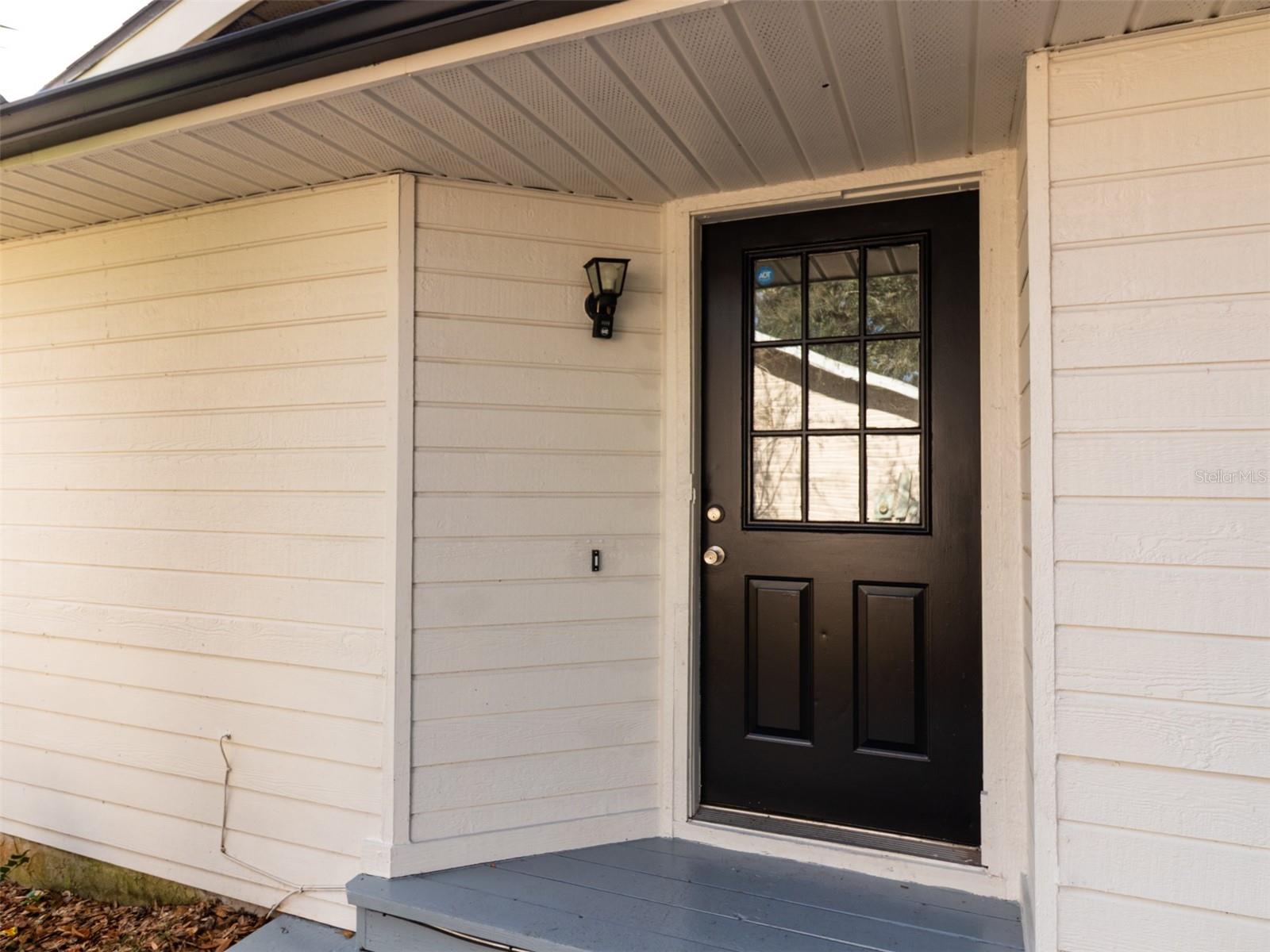 Image 4 of 40 For 4680 44th Court