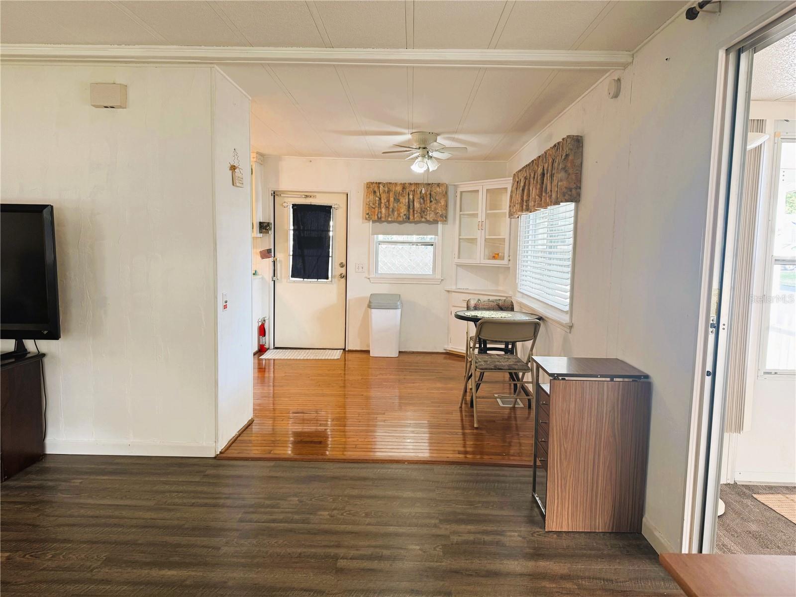 Image 10 of 33 For 106 Bougainvillea Drive