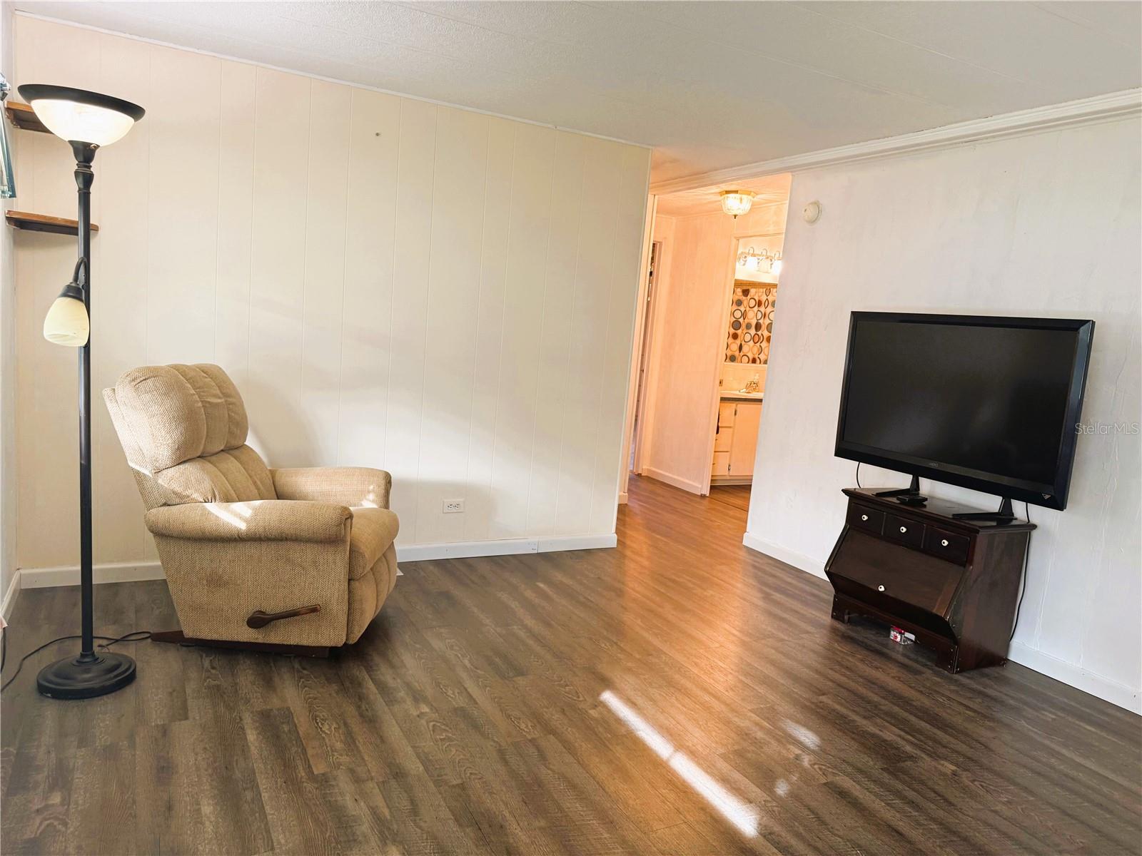 Image 12 of 33 For 106 Bougainvillea Drive