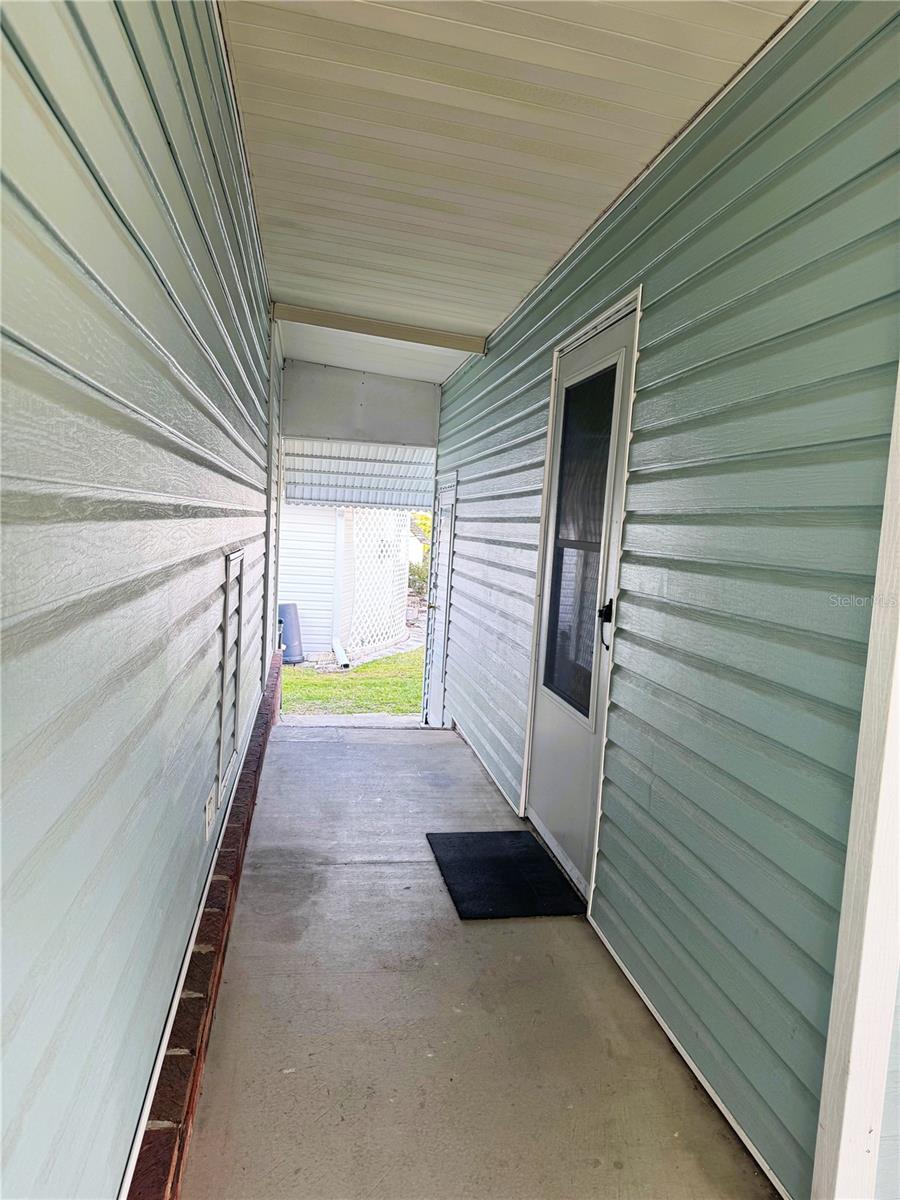 Image 28 of 33 For 106 Bougainvillea Drive