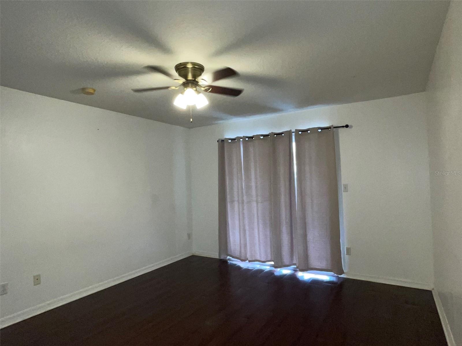 Image 10 of 17 For 8720 Rockingham Terrace B