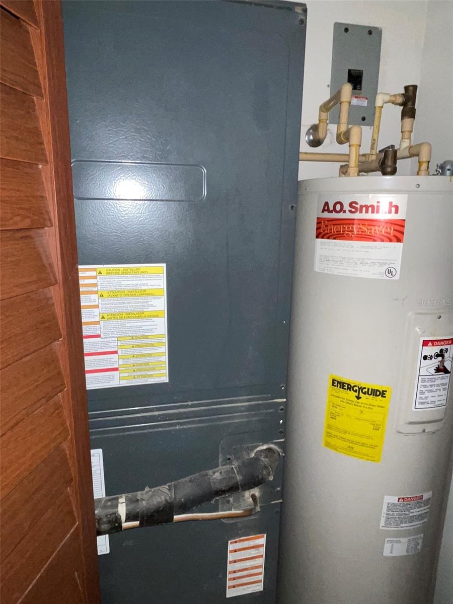 Image 13 of 17 For 8720 Rockingham Terrace B