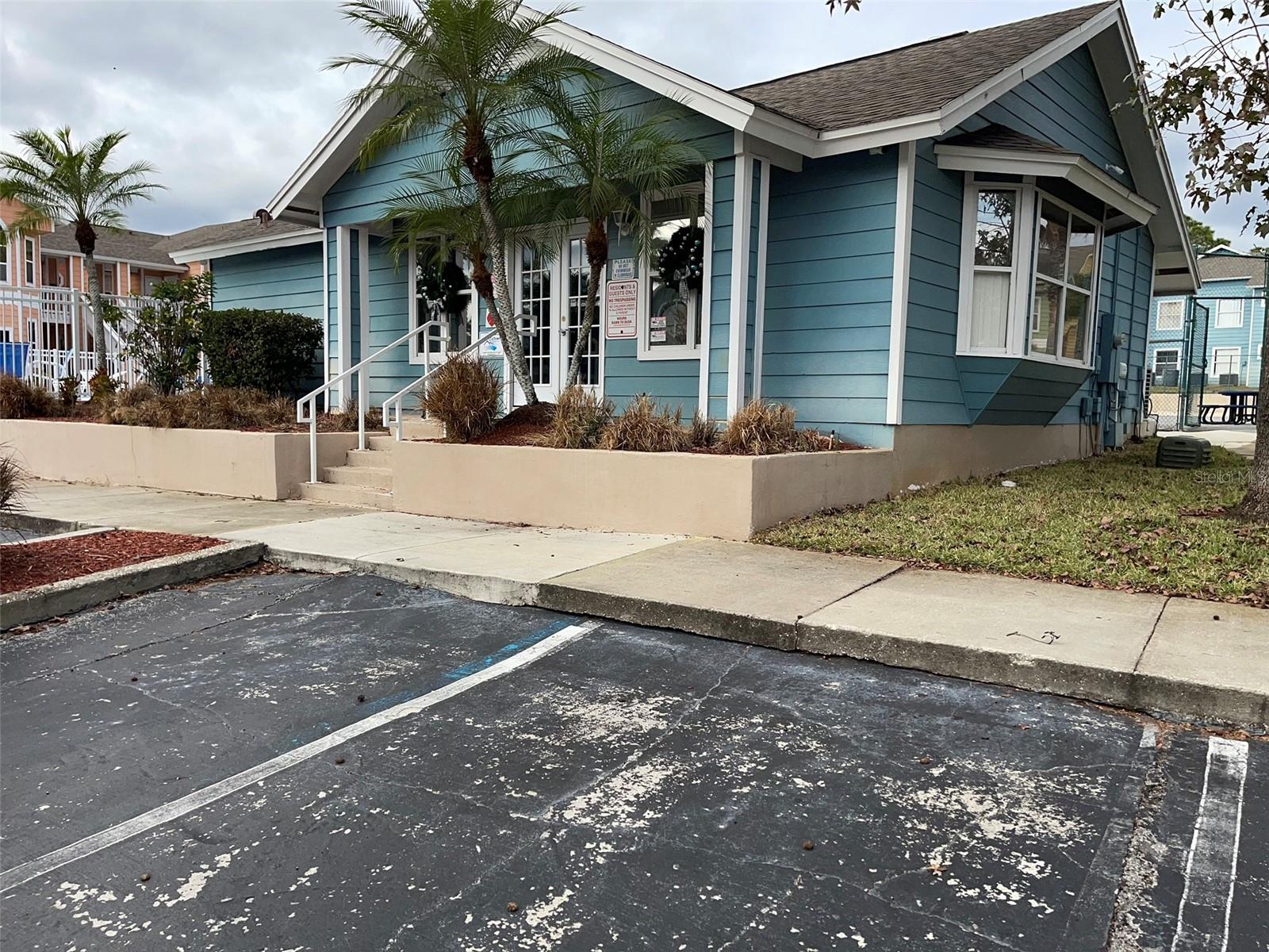 Image 15 of 17 For 8720 Rockingham Terrace B