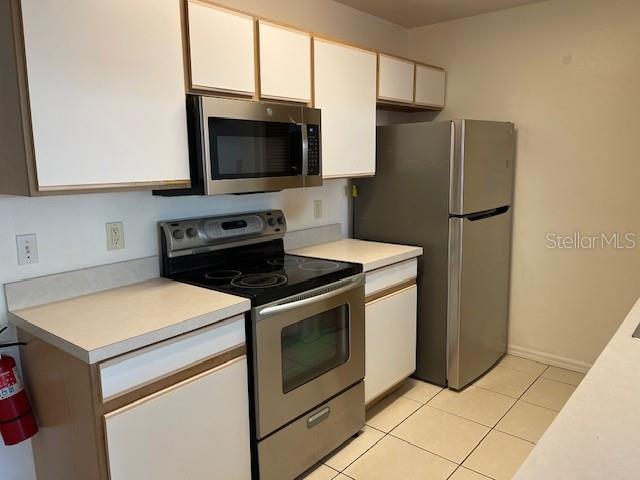 Image 6 of 17 For 8720 Rockingham Terrace B