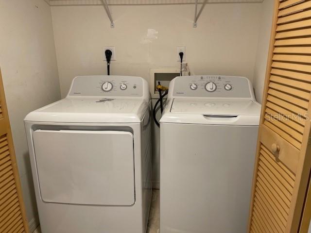 Image 7 of 17 For 8720 Rockingham Terrace B