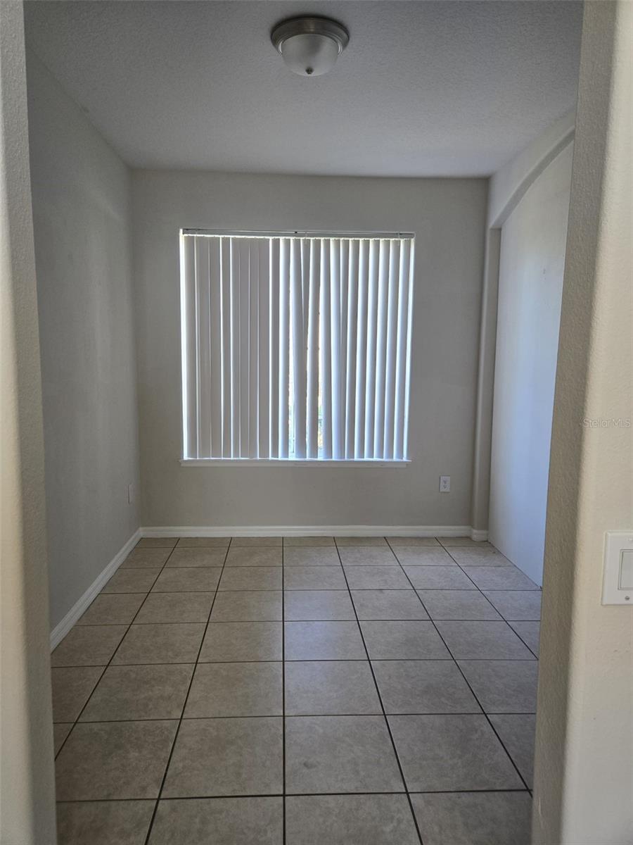 Image 7 of 24 For 1883 Island Walk Drive