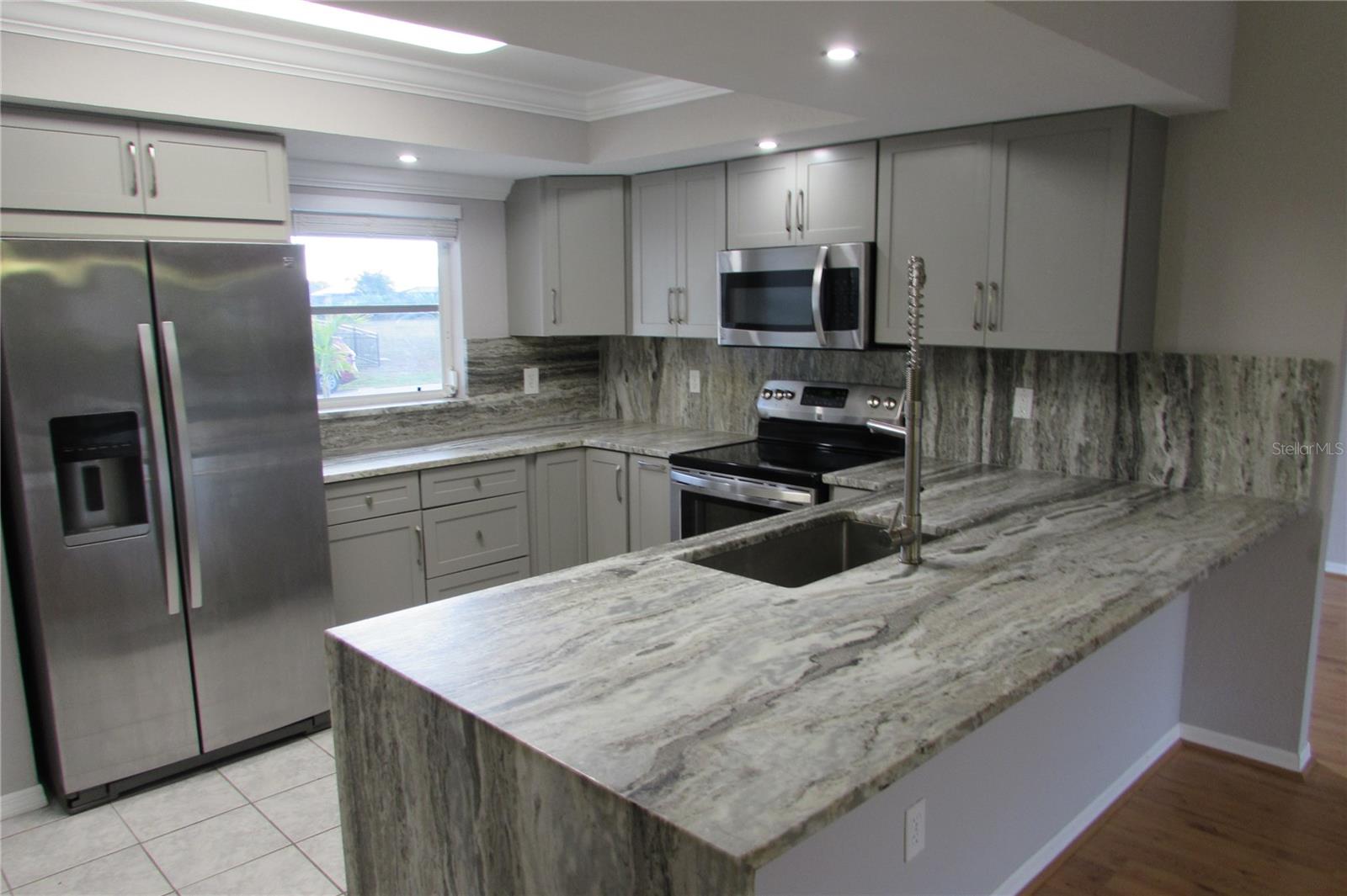 Image 2 of 38 For 25486 Avillas Court