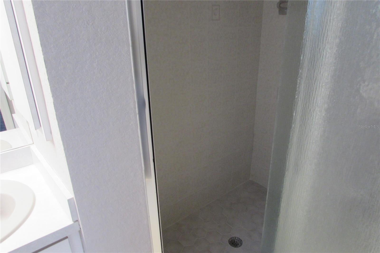 Image 22 of 38 For 25486 Avillas Court