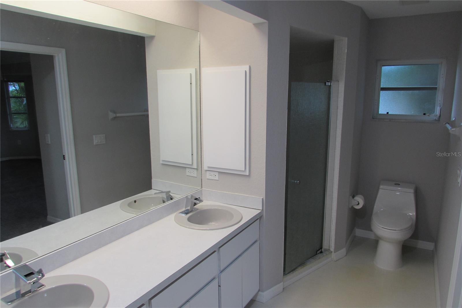 Image 24 of 38 For 25486 Avillas Court