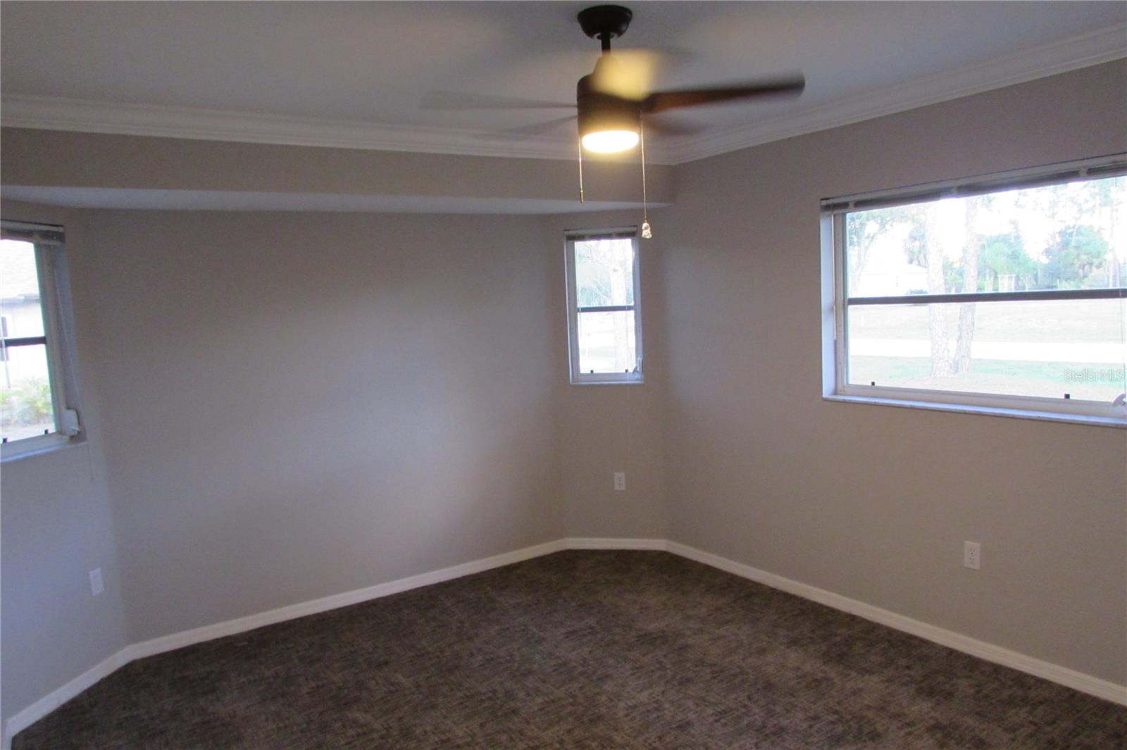 Image 28 of 38 For 25486 Avillas Court