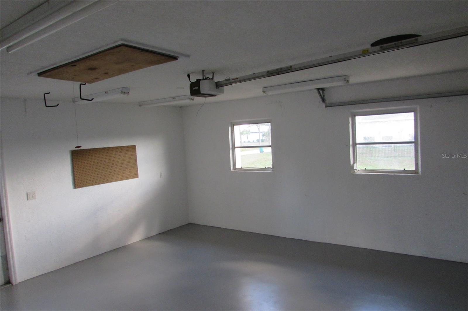 Image 37 of 38 For 25486 Avillas Court