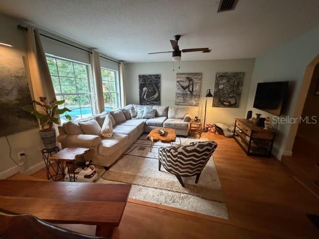 Image 12 of 23 For 200 Carriage Hill Drive