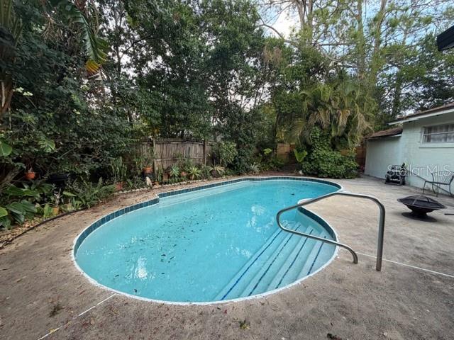 Image 21 of 23 For 200 Carriage Hill Drive