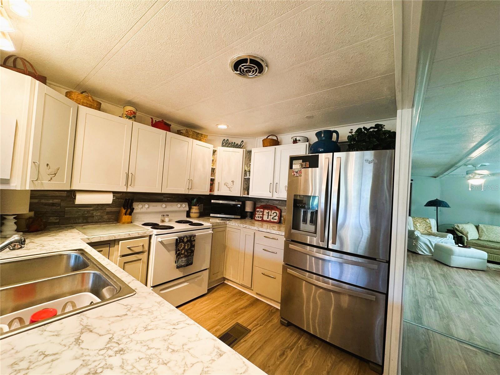 Image 11 of 45 For 107 Royal Palm Drive