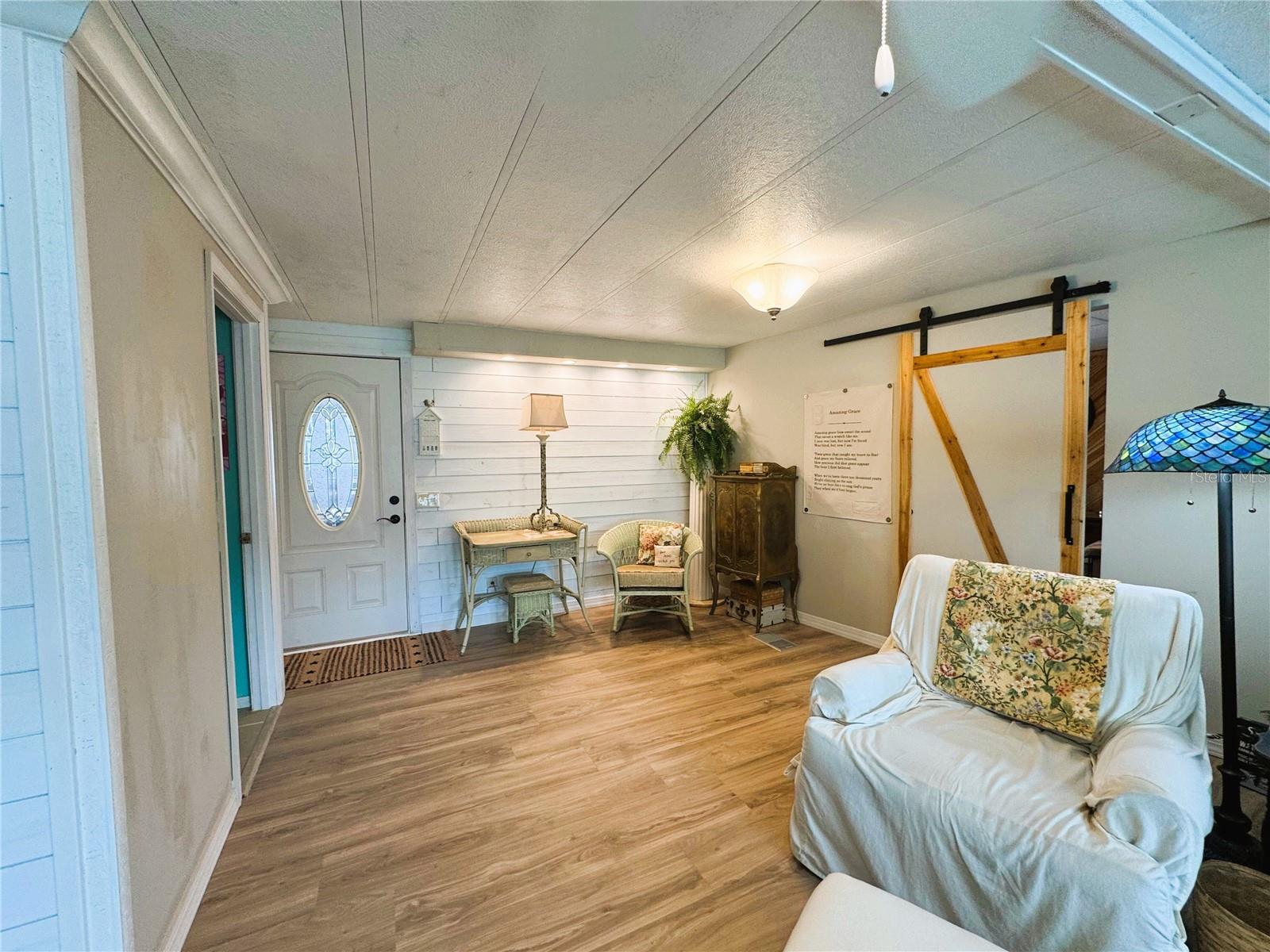 Image 29 of 45 For 107 Royal Palm Drive