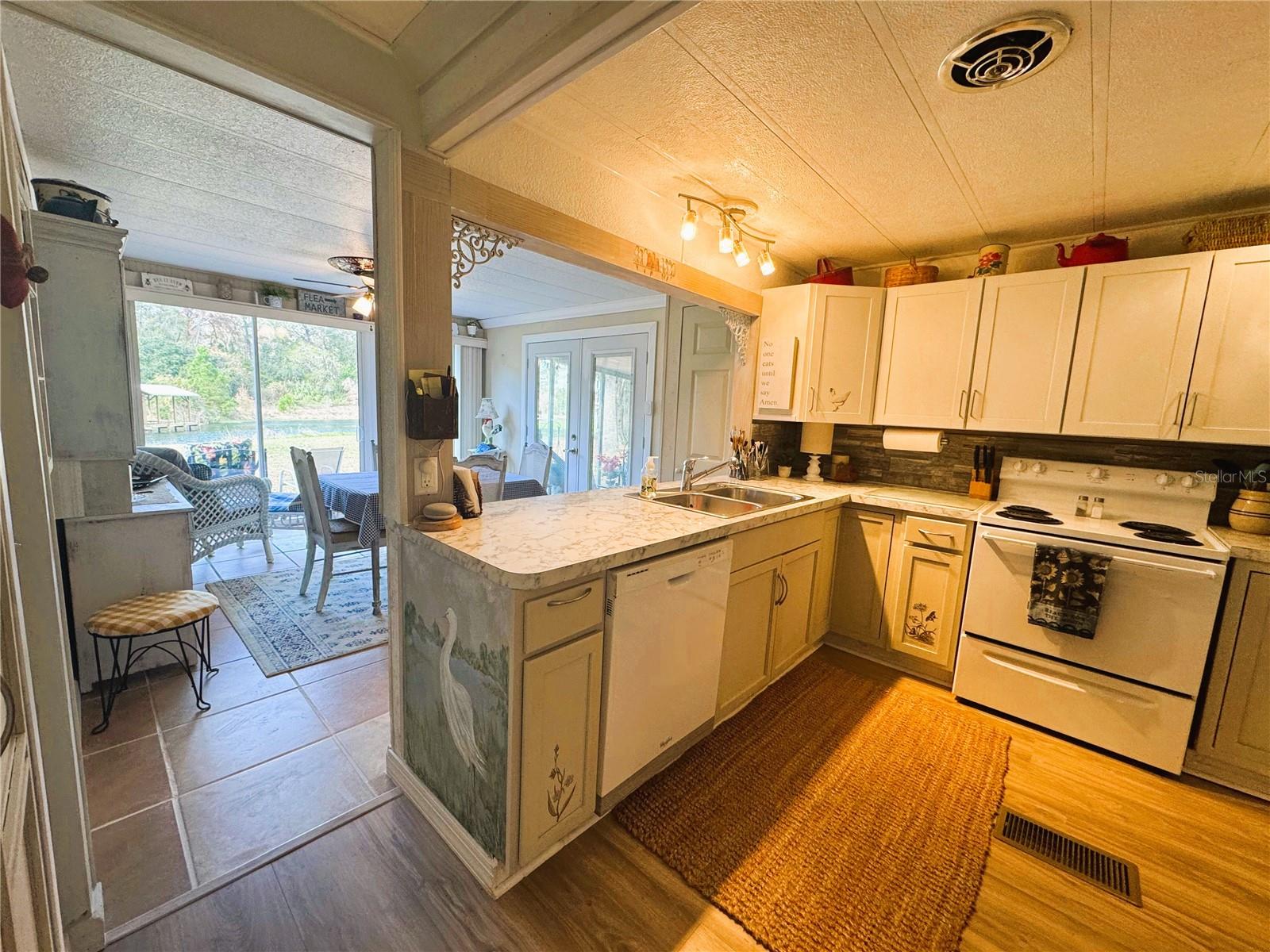 Image 9 of 45 For 107 Royal Palm Drive