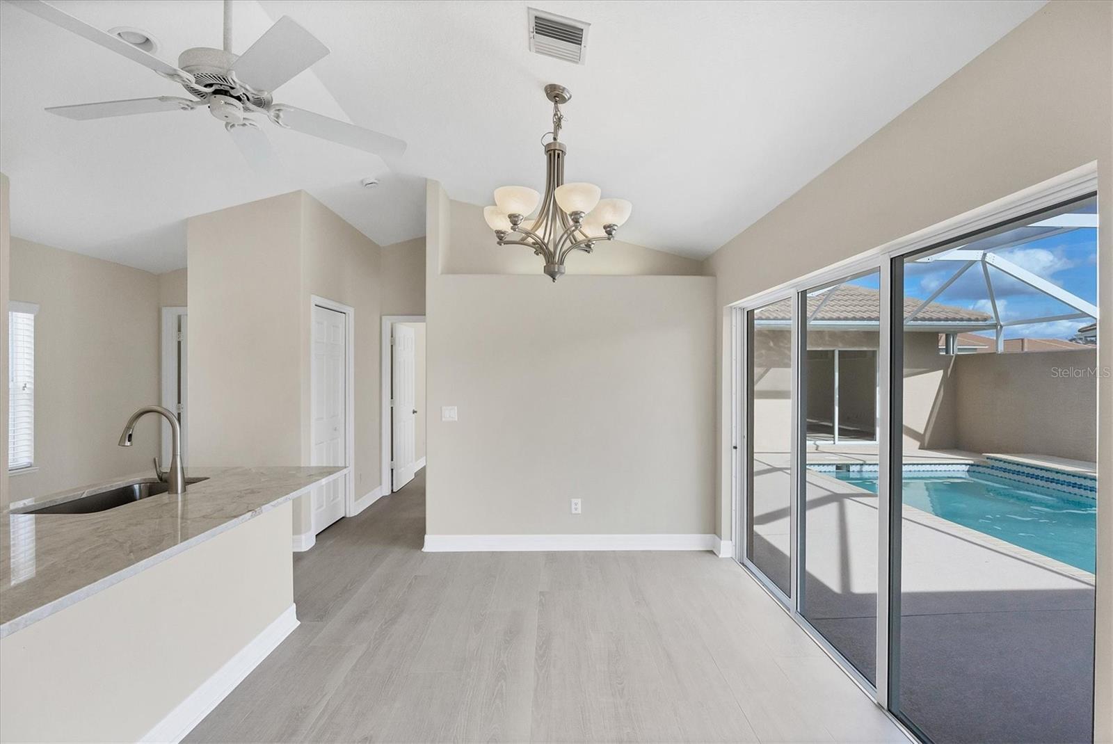 Image 14 of 37 For 177 Valencia Lakes Drive