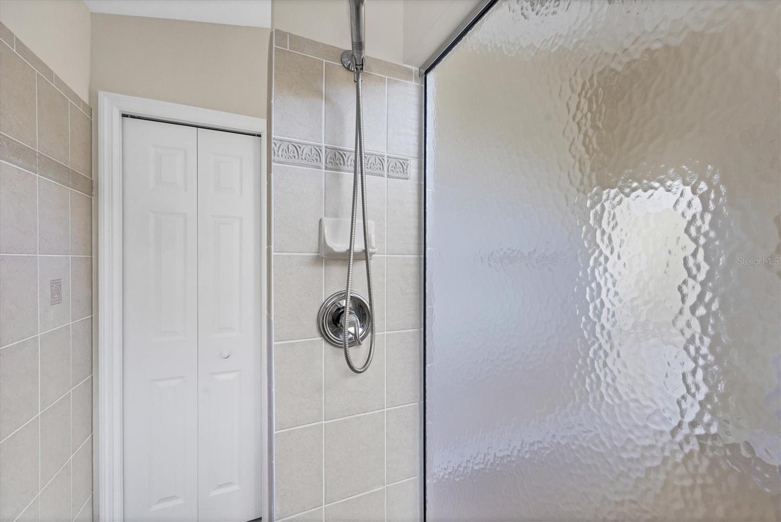 Image 24 of 37 For 177 Valencia Lakes Drive