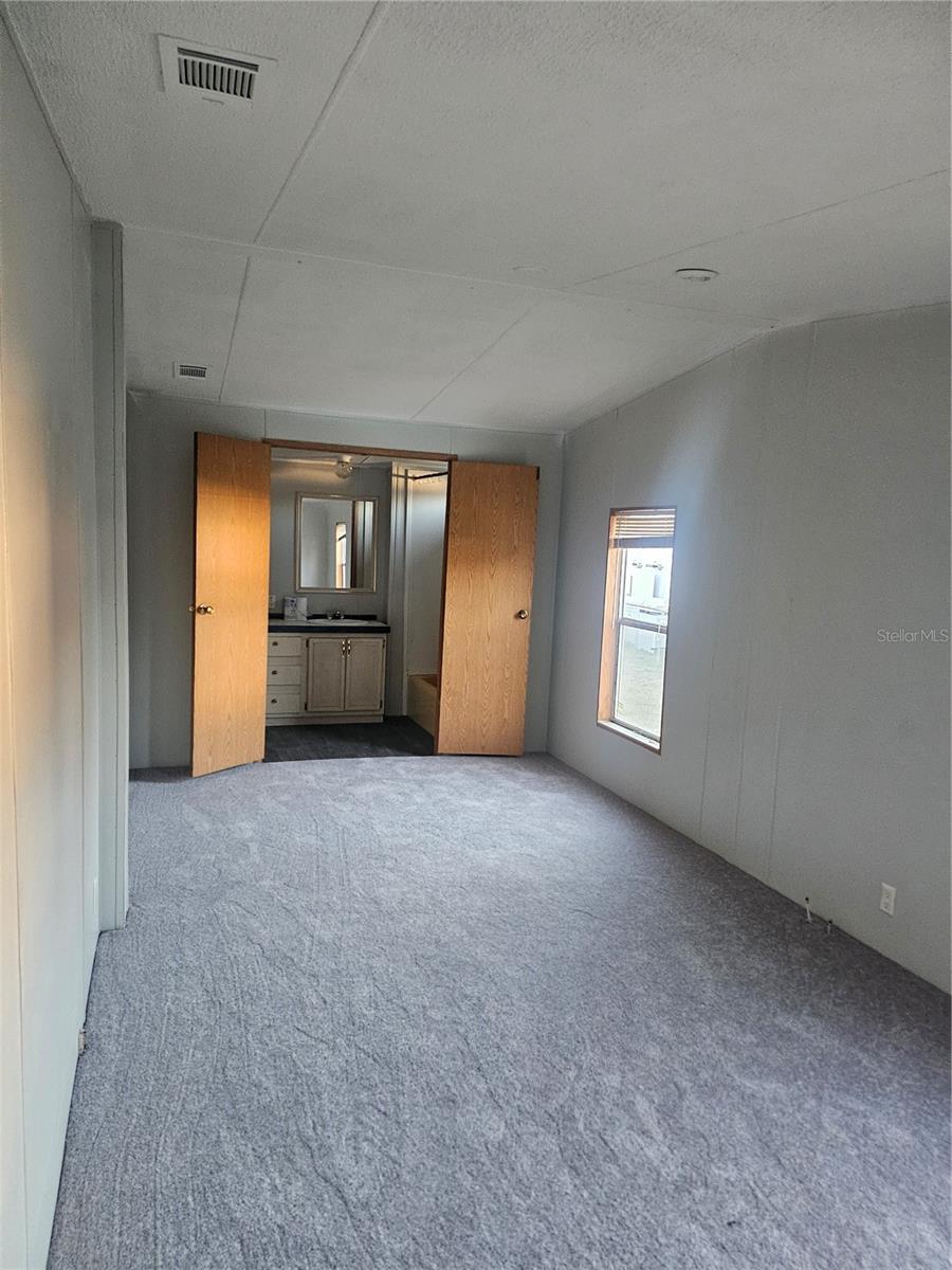 Image 3 of 11 For 2740 Vermont Avenue