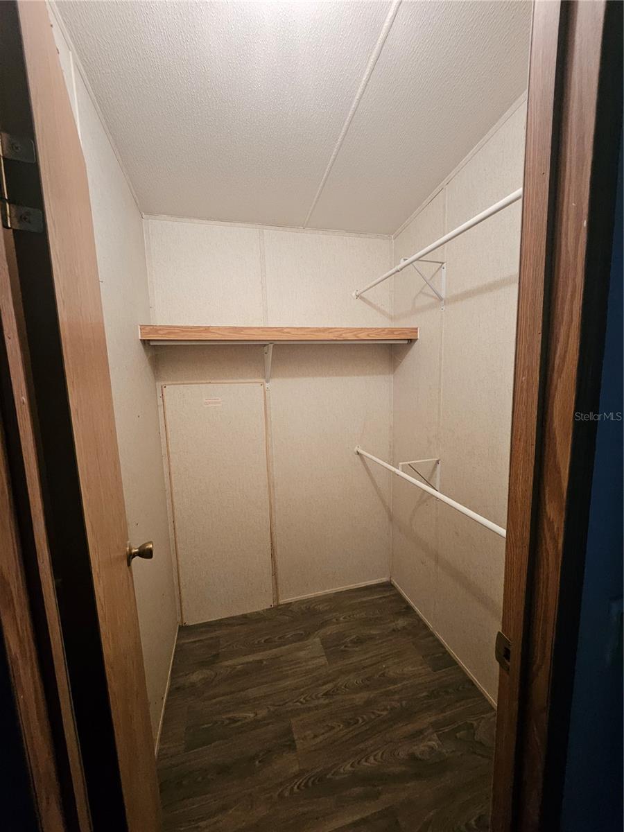 Image 8 of 11 For 2740 Vermont Avenue