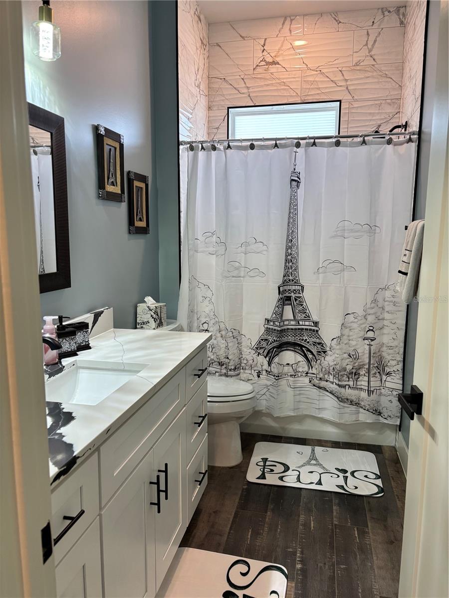 Image 17 of 28 For 837 Oaks Shores Road