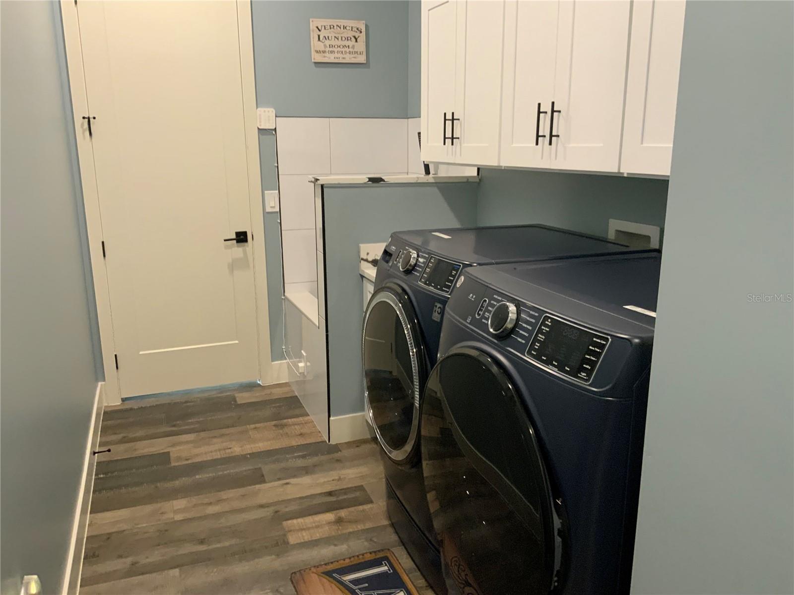 Image 24 of 28 For 837 Oaks Shores Road