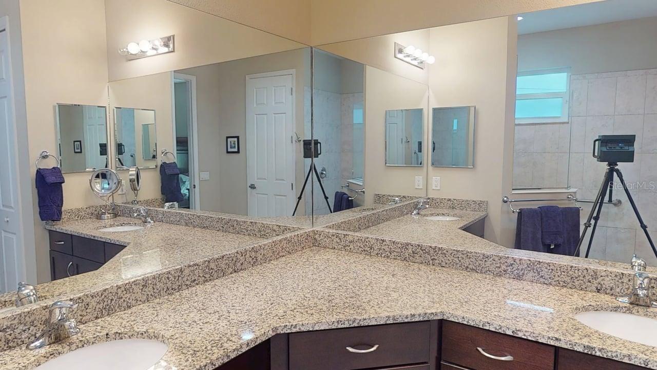 Image 47 of 71 For 12840 24th Street Circle East