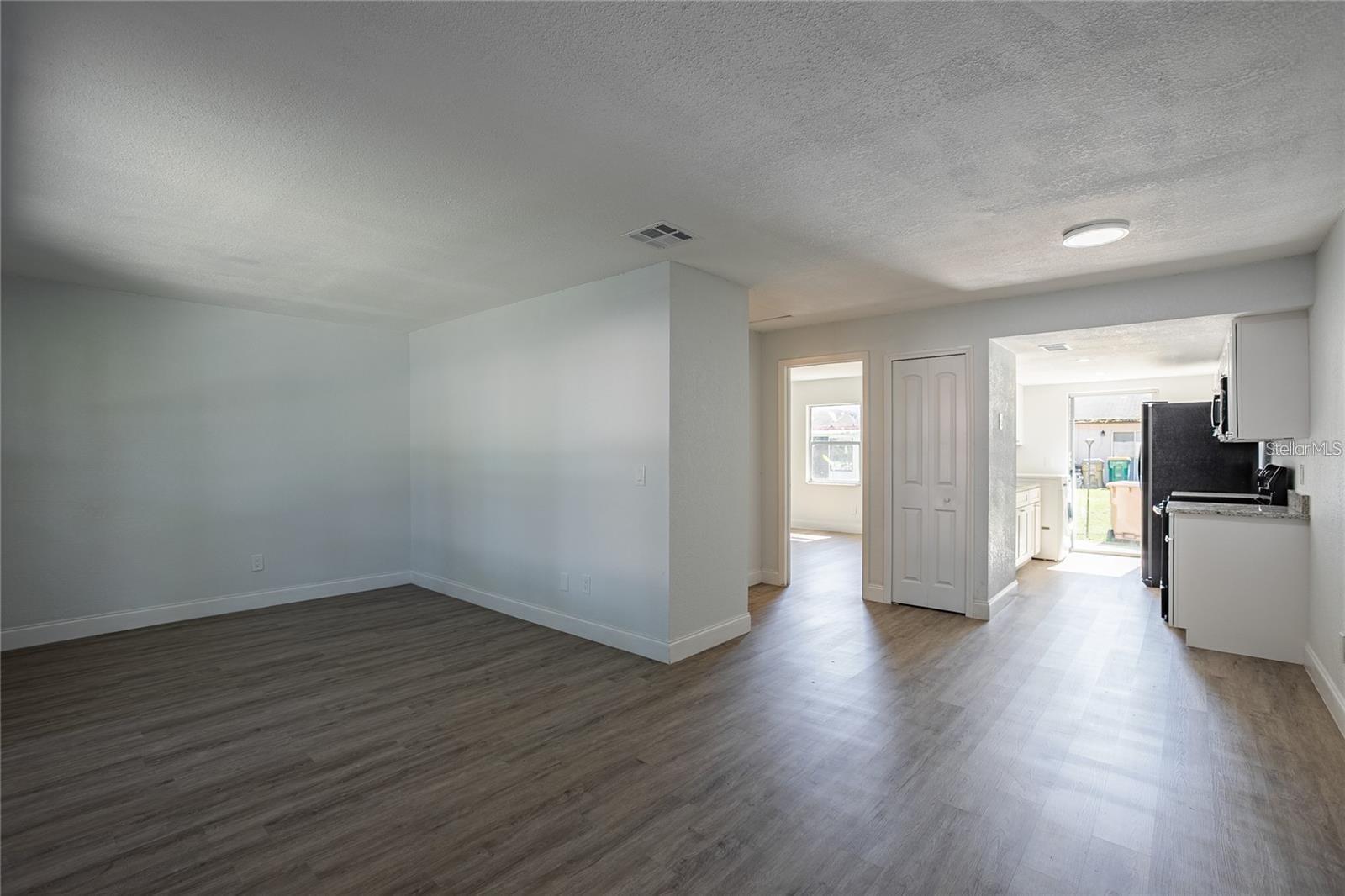 Image 2 of 10 For 32 Marbrisa Way