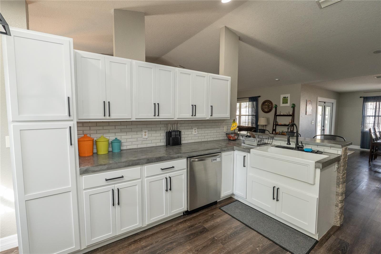 Image 12 of 41 For 6 Fir Drive Trace